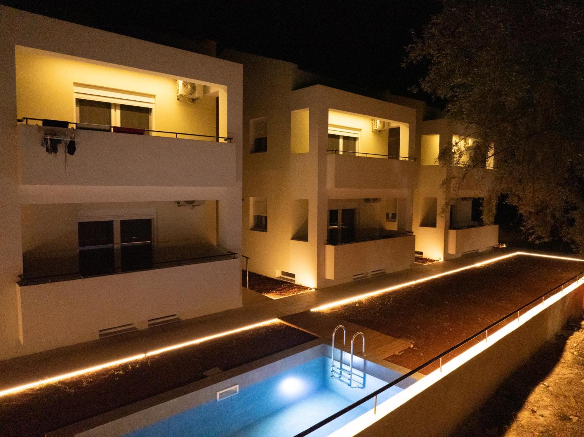 Miralis Apartments Никиана Екстериор снимка